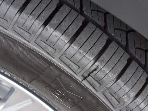 Used 2024 Honda CR-V EX-L image 11