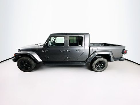 Used 2021 Jeep Gladiator Sport AWD/4WD image 4