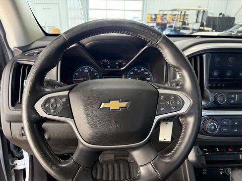 Used 2022 Chevrolet Colorado LT w/ Fleet Safety Package image 17