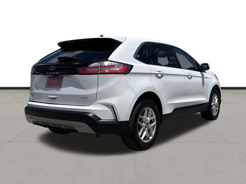 Used 2024 Ford Edge SEL AWD/4WD image 5