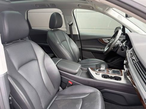 Used 2018 Audi Q7 2.0T Premium Plus w/ Premium Plus Package AWD/4WD image 13