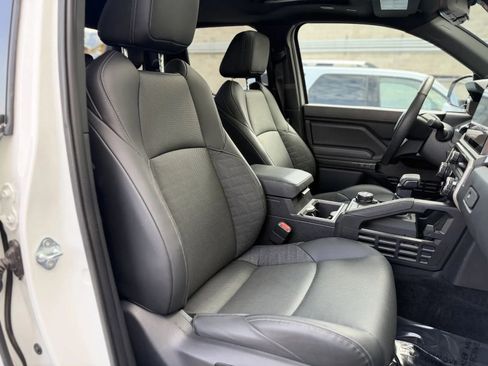 Used 2024 Toyota Tacoma TRD Off-Road w/ TRD Off Road Premium Package image 51