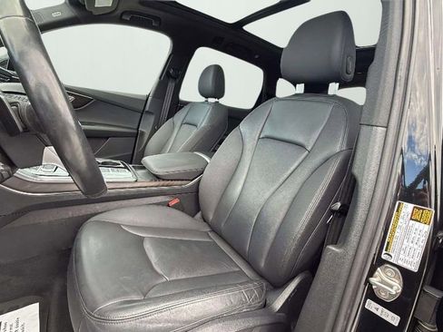 Used 2022 Audi Q7 3.0T Premium Plus image 12