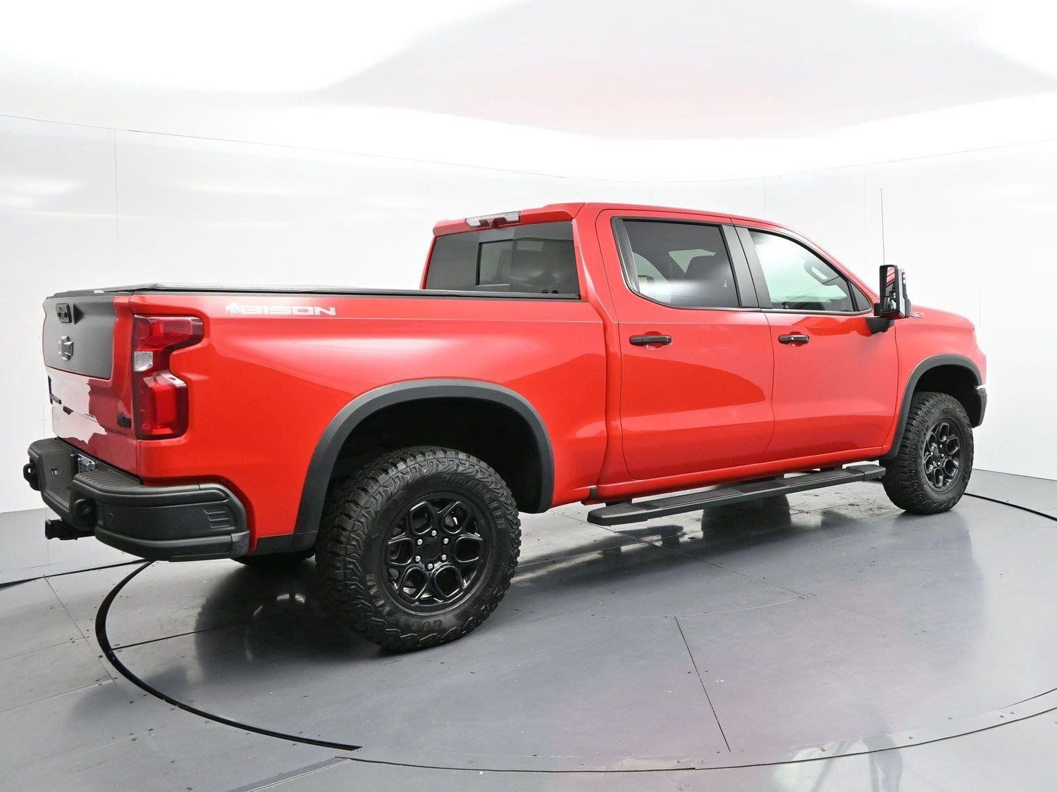 Used 2024 Chevrolet Silverado 1500 ZR2 w/ ZR2 Bison Edition AWD/4WD image 7
