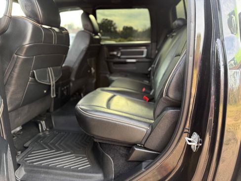 Used 2017 RAM 1500 Limited image 13