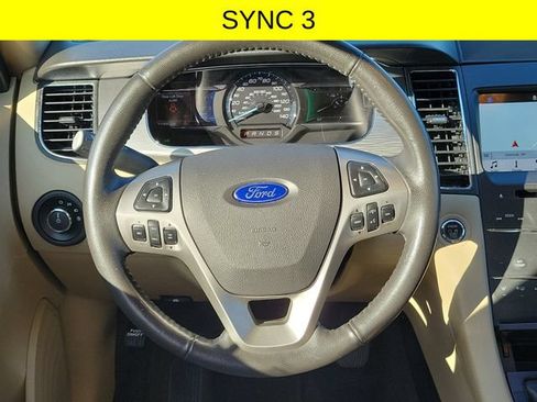 Used 2017 Ford Taurus SEL w/ Equipment Group 201A FWD image 10