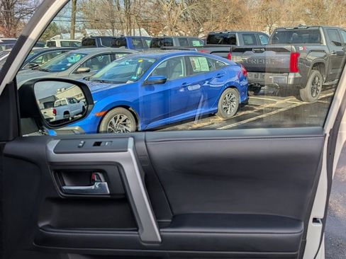 Certified 2023 Toyota 4Runner Limited image 21