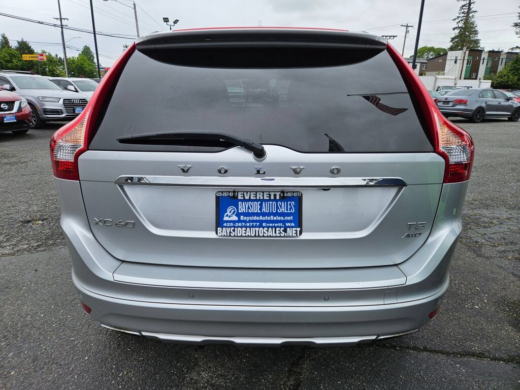 Used 2015 Volvo XC60 T5 AWD/4WD image 4