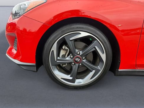 Used 2019 Hyundai Veloster Turbo Ultimate image 9