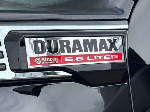Used 2024 GMC Sierra 2500 Denali AWD/4WD image 13