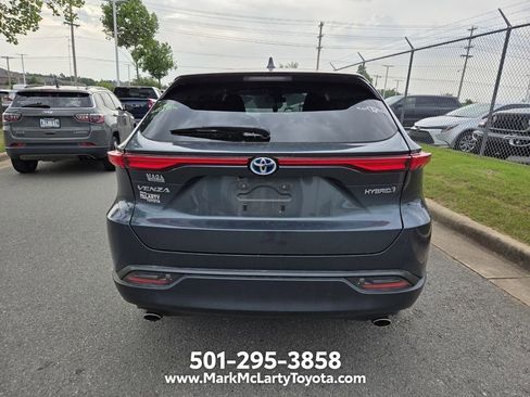 Used 2021 Toyota Venza LE AWD/4WD image 10