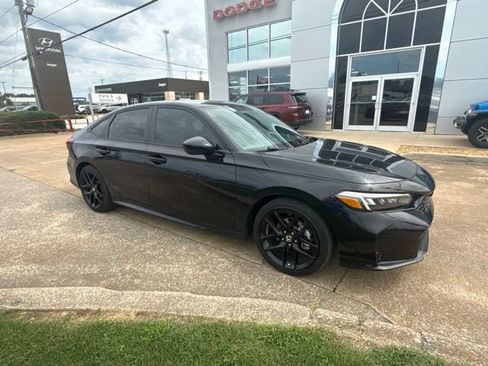 Used 2025 Honda Civic Sport image 2