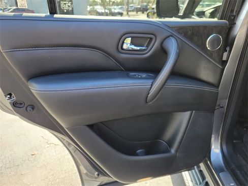 Used 2020 INFINITI QX80 Luxe w/ Proassist Package image 16