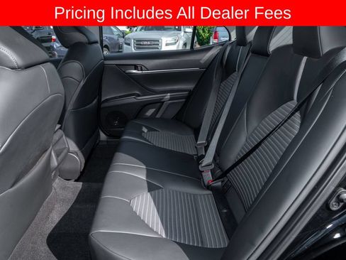 Used 2024 Toyota Camry SE FWD image 7