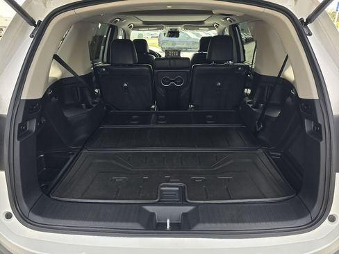 Certified 2025 Honda Pilot Elite image 25