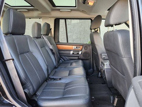 Used 2015 Land Rover LR4 HSE AWD/4WD image 10