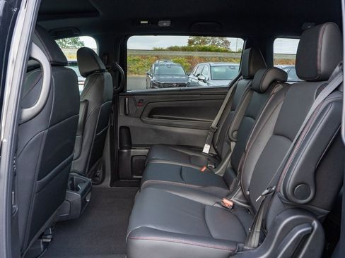 New 2026 Honda Odyssey Sport-L image 11