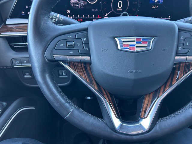Used 2022 Cadillac Escalade Premium Luxury AWD/4WD image 18