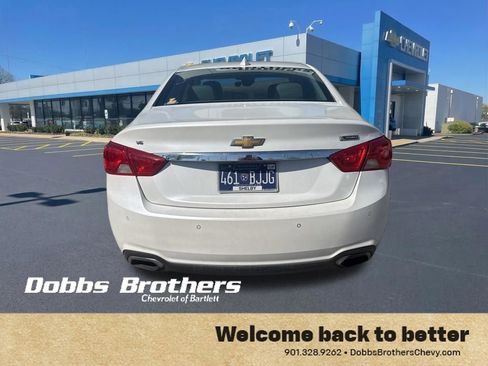 Used 2017 Chevrolet Impala Premier w/ Enhanced Convenience Package image 4