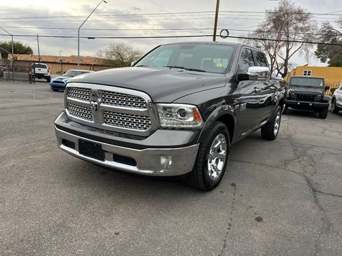 Used 2017 RAM 1500 Laramie image 11