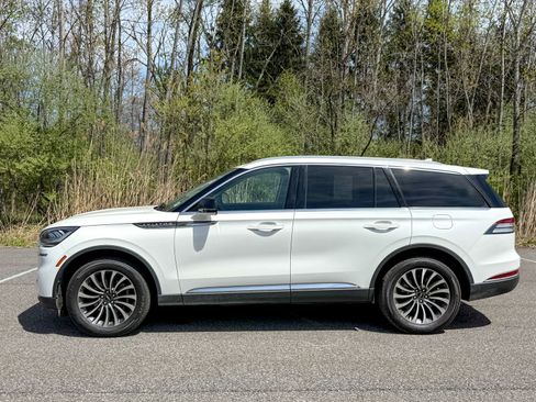 Used 2022 Lincoln Aviator AWD w/ Premium Package image 8