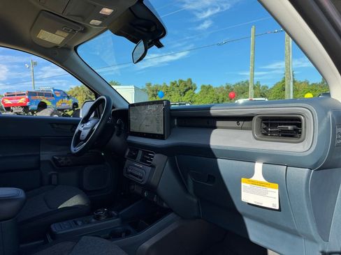 New 2025 Ford Maverick XLT w/ Black Appearance Package image 19