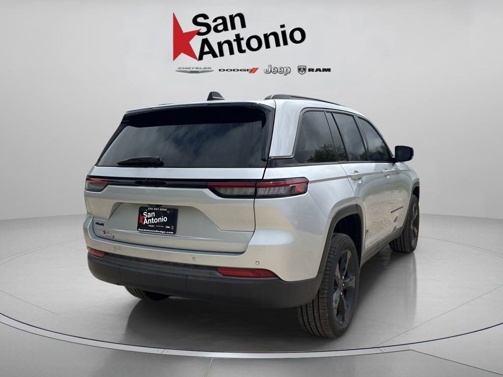 New 2026 Jeep Grand Cherokee Limited w/ Limited Altitude Package AWD/4WD image 14