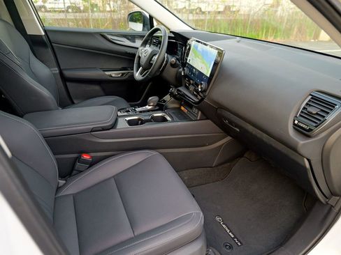 Used 2024 Lexus NX 350 AWD image 34