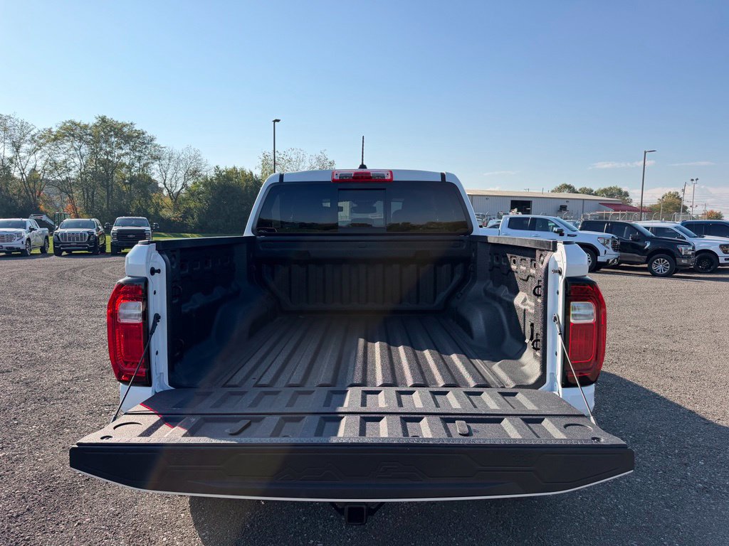 Used 2023 GMC Canyon AT4 AWD/4WD image 17