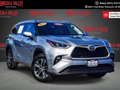 Certified 2021 Toyota Highlander XLE