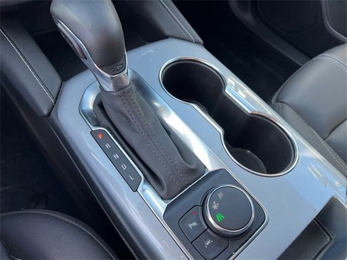 Used 2024 Chevrolet Blazer LT image 23