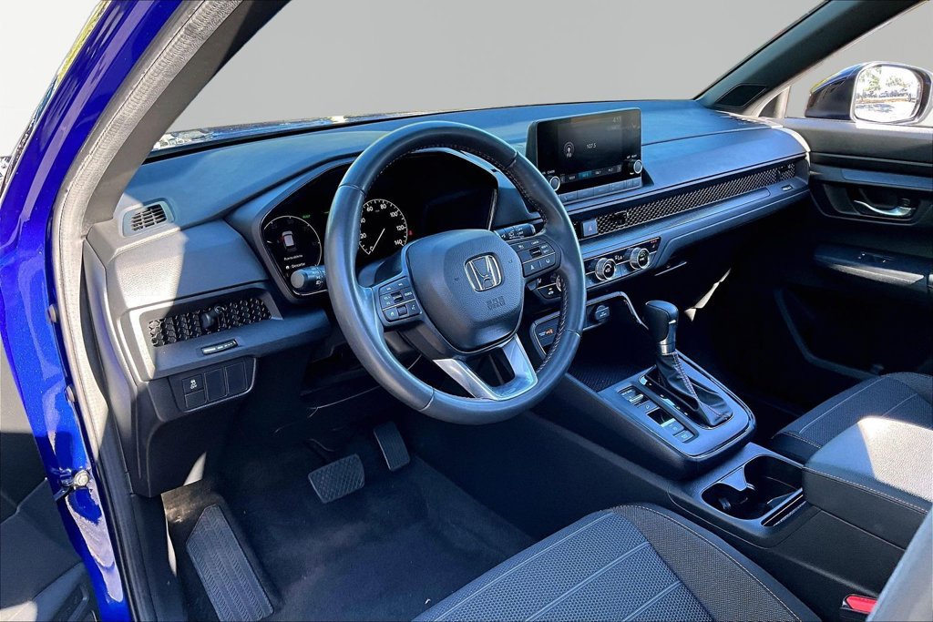 Used 2025 Honda CR-V Sport image 14