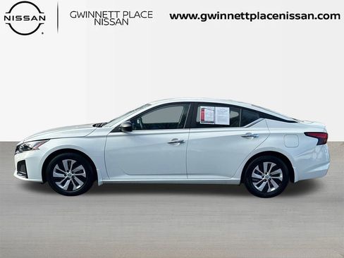 Certified 2025 Nissan Altima 2.5 S image 8