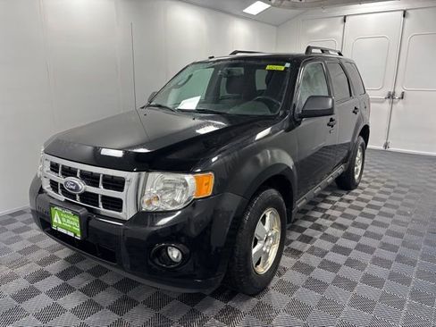 Used 2012 Ford Escape XLT image 3