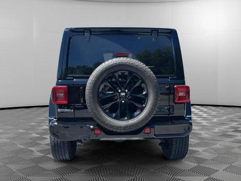 Used 2021 Jeep Wrangler Unlimited Sahara AWD/4WD image 8