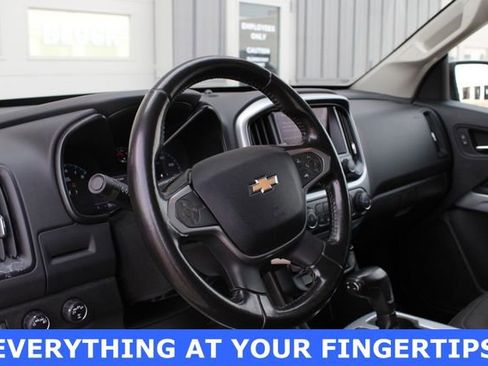 Used 2019 Chevrolet Colorado LT image 2