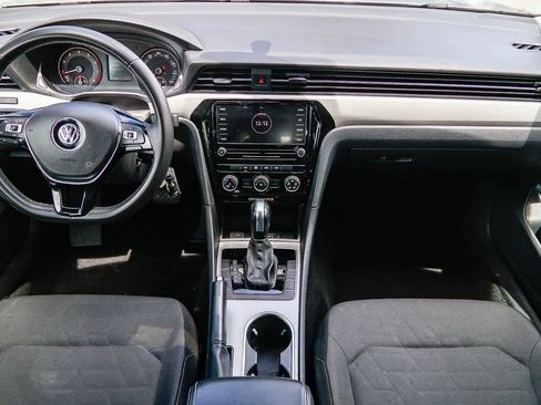 Used 2021 Volkswagen Passat 2.0T S FWD image 12