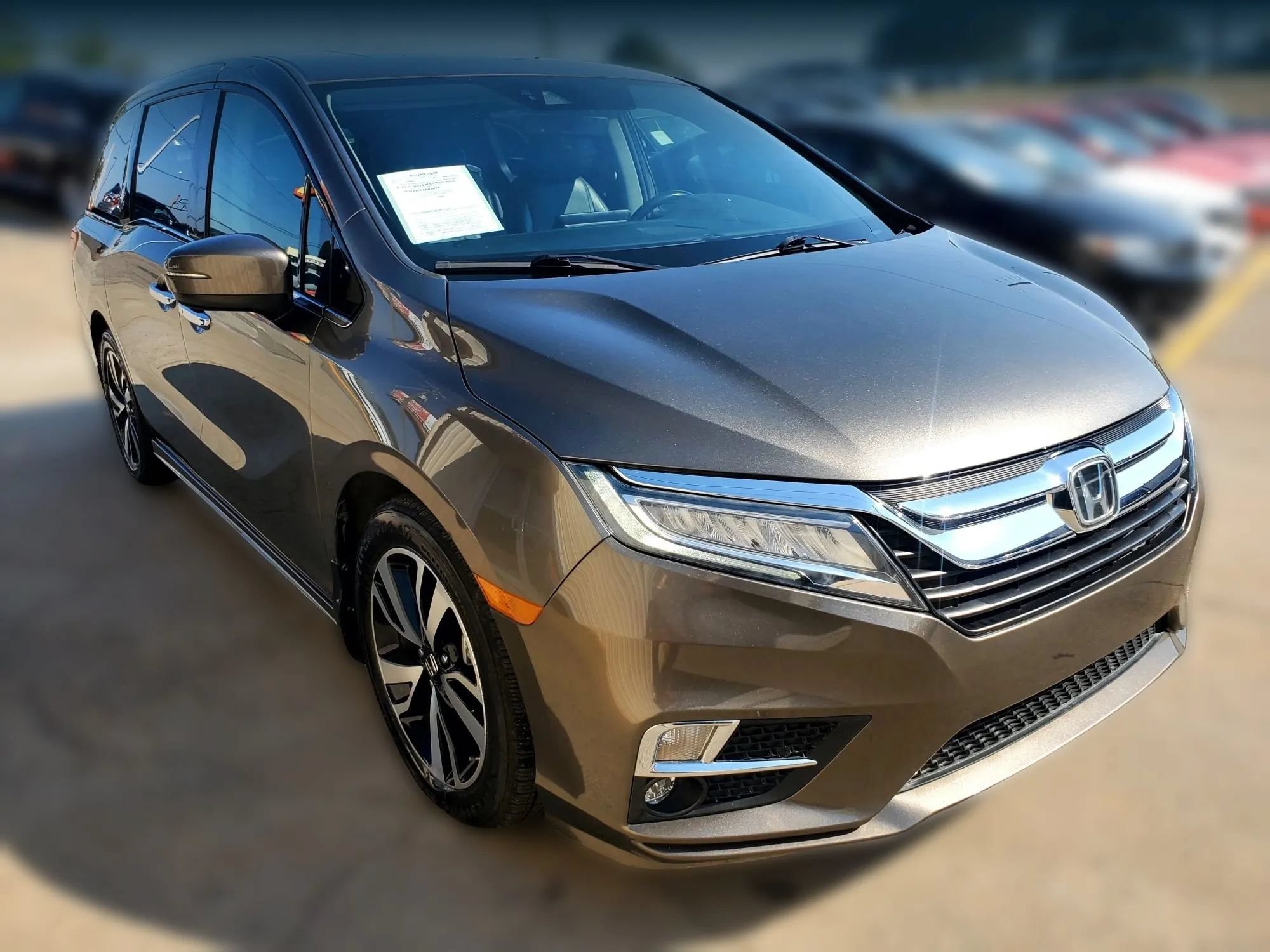 Used 2018 Honda Odyssey Elite image 16