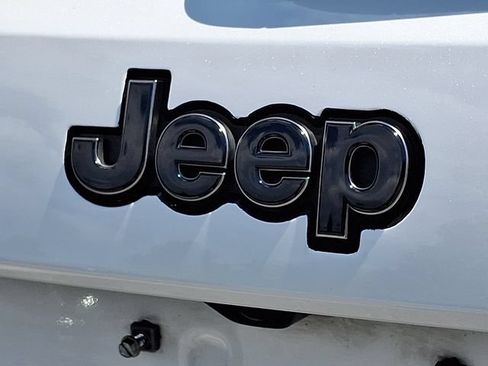 Used 2021 Jeep Grand Cherokee Trackhawk AWD/4WD image 33