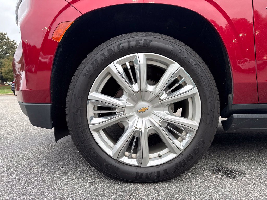 Used 2021 Chevrolet Tahoe High Country w/ Premium Package AWD/4WD image 9
