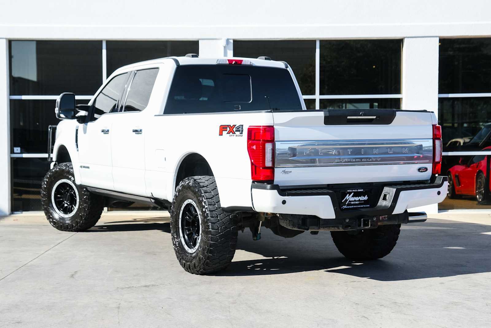 Used 2022 Ford F250 Platinum w/ FX4 Off-Road Package AWD/4WD image 15
