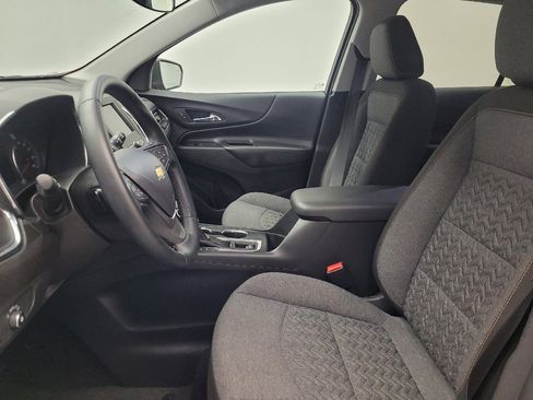 Used 2024 Chevrolet Equinox LT image 17