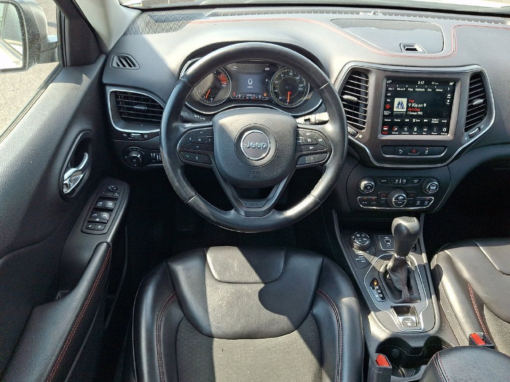Used 2021 Jeep Cherokee Trailhawk w/ Sun, Sound & Nav Group AWD/4WD image 13