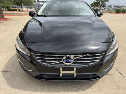 Used 2014 Volvo S60 T5 image 2