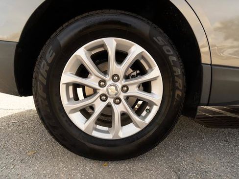 Used 2019 Chevrolet Equinox LT image 42