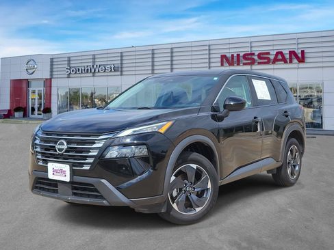 Used 2024 Nissan Rogue SV AWD/4WD image 1