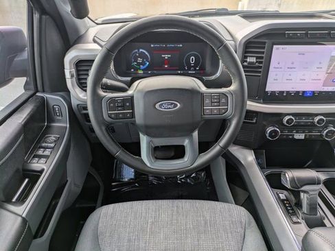 Used 2023 Ford F150 Lightning XLT image 14