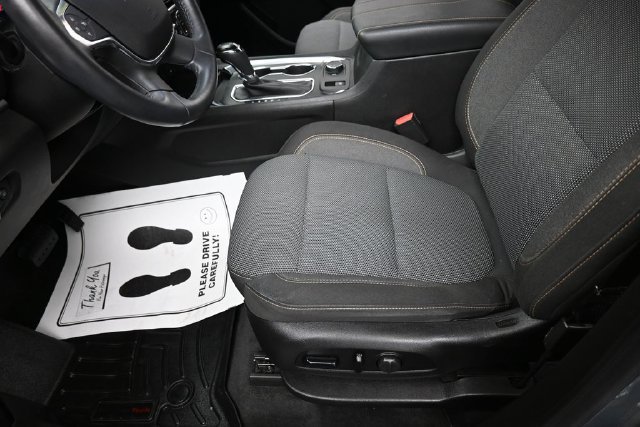 Used 2018 Chevrolet Traverse LT FWD image 15