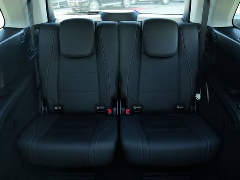 Certified 2026 Mercedes-Benz GLS 450 4MATIC image 39