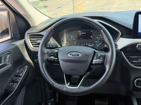 Used 2022 Ford Escape SE w/ Convenience Package AWD/4WD image 12